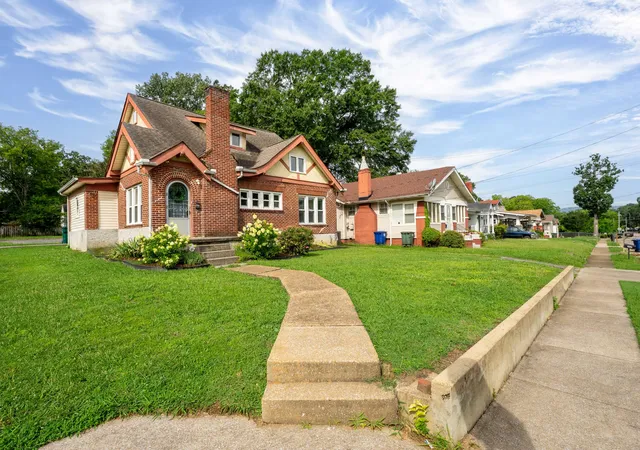 2nd image of 2412 E 5th St, Chattanooga, TN 37404 | MLS# 1537547