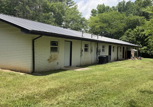 2nd image of 1614 Waring Rd Nw, Dalton, GA 30721 | MLS# 1537441