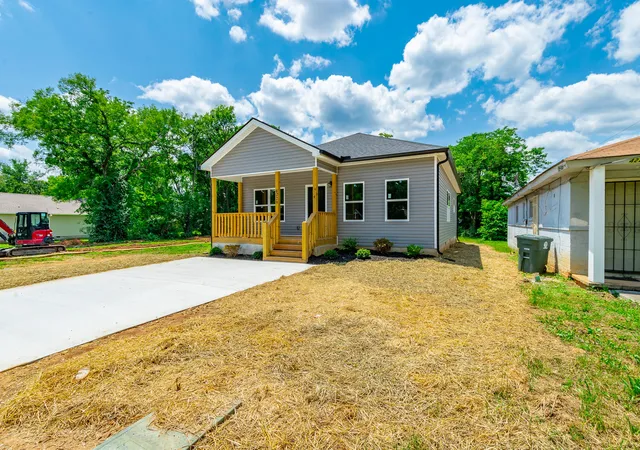 Homes for sale in Chattanooga, TN | 4229 Quinn Adams St, Chattanooga, TN 37410 | MLS# 1537664