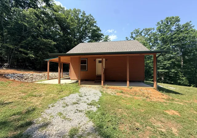 Homes for sale in Spring City, TN | 345 Magnolia Dr, Spring City, TN 37381 | MLS# 1537597