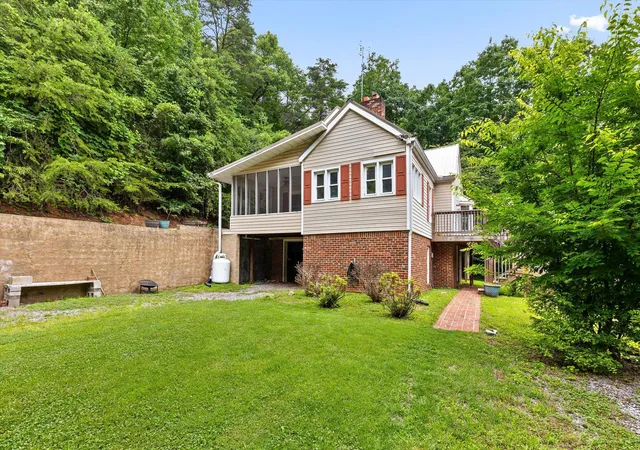 35th image of 172 Whistle Trl, Dalton, GA 30720 | MLS# 1537582