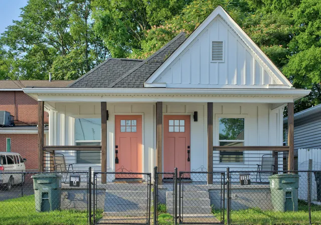 Homes for sale in Chattanooga, TN | 1131 Garfield Street #A & B, Chattanooga, TN 37403 | MLS# 1537533
