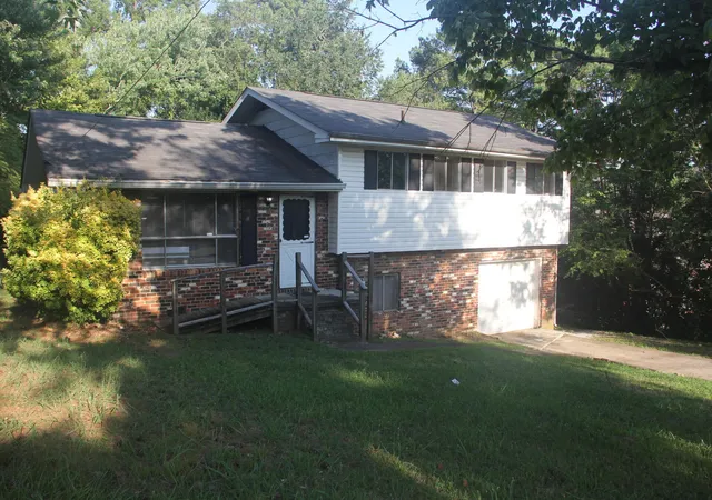 Homes for sale in Chattanooga, TN | 7616 Austin Dr, Chattanooga, TN 37416 | MLS# 1538709