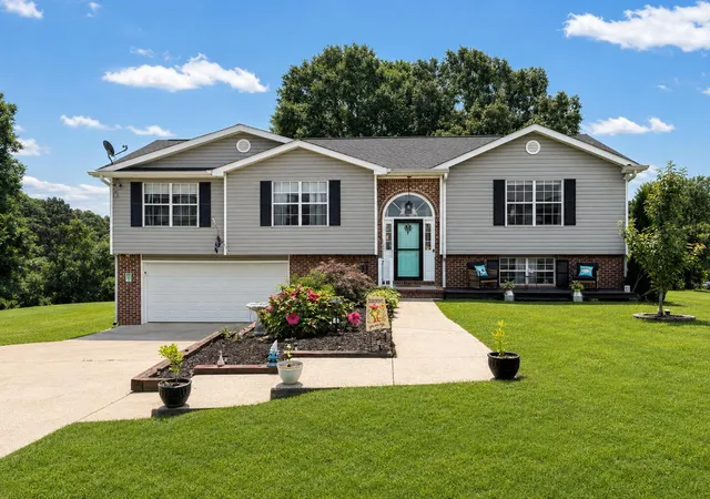 1st image of 8618 Brookshadow Dr, Hixson, TN 37343 | MLS# 1537708