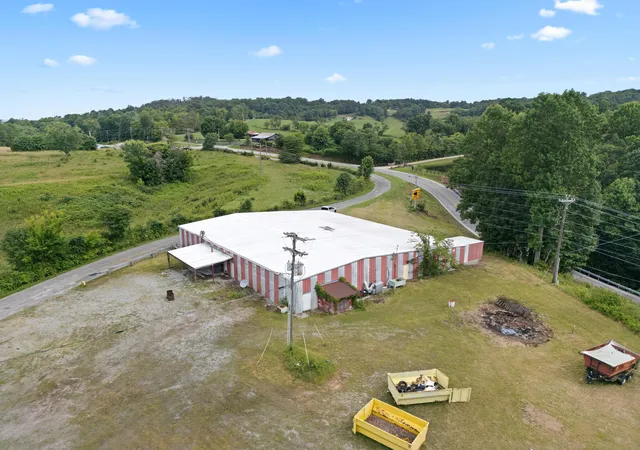 Homes for sale in Pikeville, TN | 82 Factory Ln, Pikeville, TN 37367 | MLS# 1537578