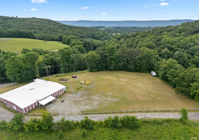 Homes for sale in Pikeville, TN | 82 Factory Ln, Pikeville, TN 37367 | MLS# 1537578