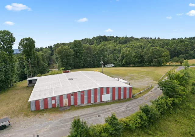 Homes for sale in Pikeville, TN | 82 Factory Ln, Pikeville, TN 37367 | MLS# 1537578