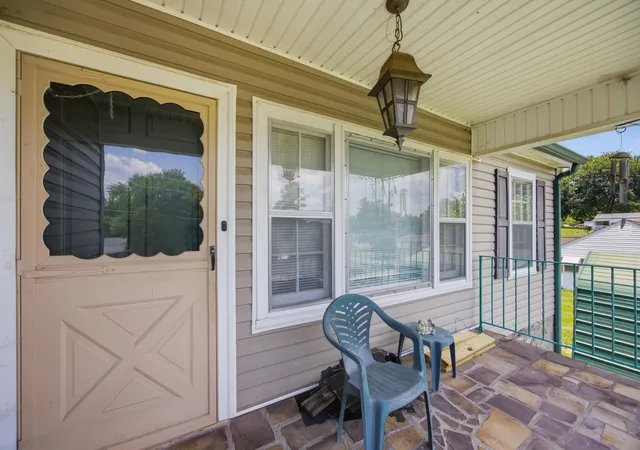 Homes for sale in Rossville, GA | 921 Garden St, Rossville, GA 30741 | MLS# 1538031