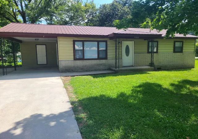 1st image of 2000 Young Rd Se, Cleveland, TN 37323 | MLS# 1537714