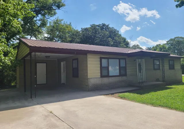 2nd image of 2000 Young Rd Se, Cleveland, TN 37323 | MLS# 1537714