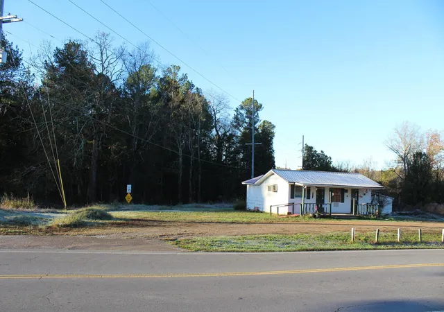 Photo 3 of Sale Pending at 138 Harris Crk Trl SW, Cleveland, TN 37311 | MLS# 1537629 | Listing updated on 2026-08-27