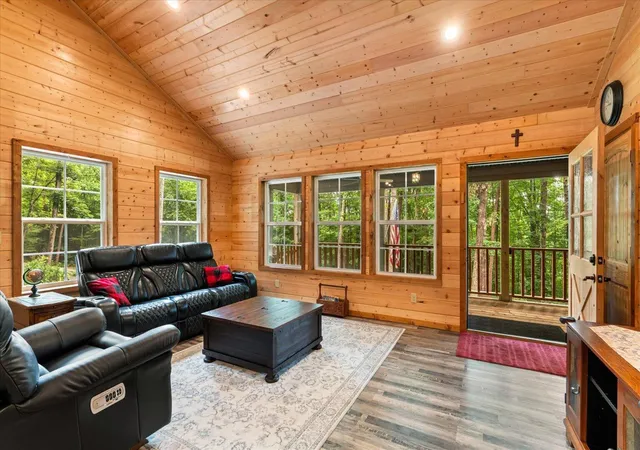 Homes for sale in Dunlap, TN | 307 Smith Mountain Rd, Dunlap, TN 37327 | MLS# 1537747