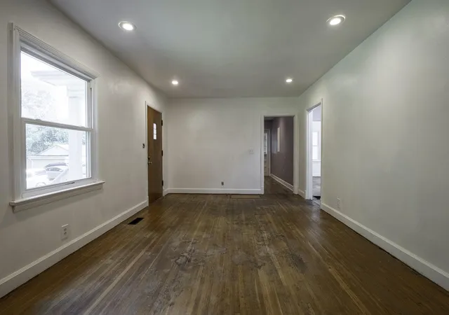 Photo 4 of Single family home for sale at 5223 Dorsey St, Chattanooga, TN 37410 | MLS# 1537675 | Listing updated on 2026-09-09