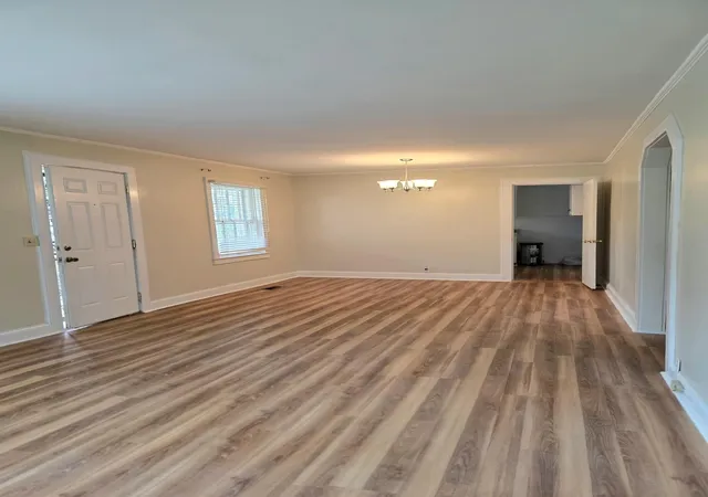 Photo 3 of Single family home for sale at 2011 Myrtle Ave, Chattanooga, TN 37412 | MLS# 1537663 | Listing updated on 2026-09-16