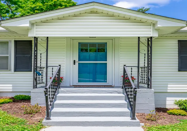3rd image of 10061 Central Dr, Ooltewah, TN 37363 | MLS# 1537851