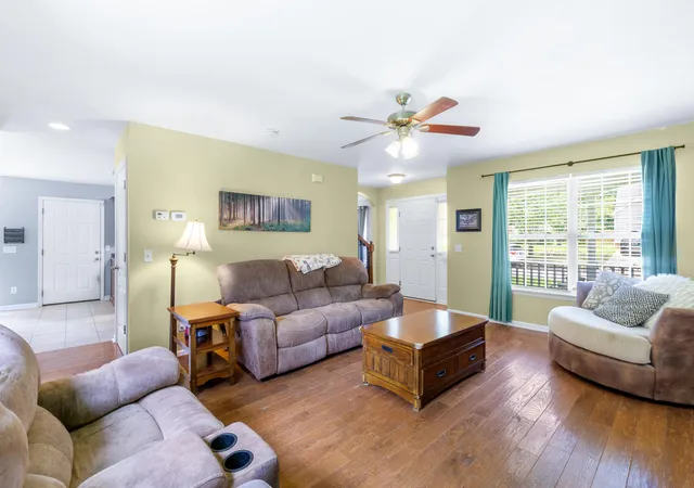 Photo 3 of Sale Pending at 5585 Sarah Dr, Ooltewah, TN 37363 | MLS# 1537723 | Listing updated on 2026-09-15