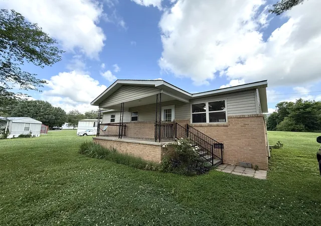 Homes for sale in Pikeville, TN | 144 Buckshot Ln, Pikeville, TN 37367 | MLS# 1537710