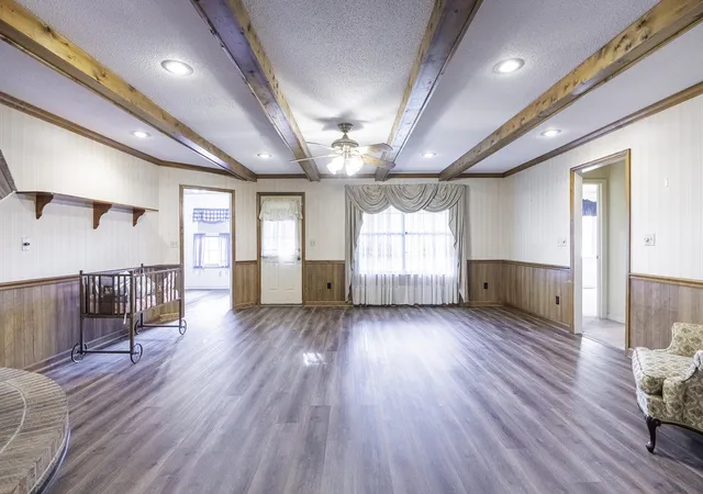 Photo 3 of Single family home for sale at 33 Joy Ann Cir, Rossville, GA 30741 | MLS# 1537789 | Listing updated on 2026-09-07