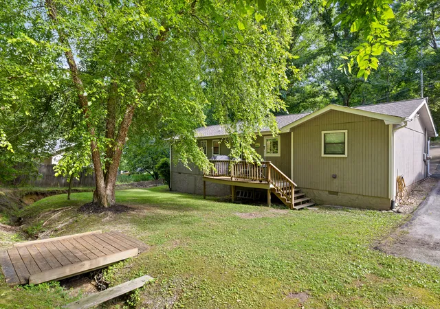 Homes for sale in Soddy Daisy, TN | 8925 E Ridge Trail Rd, Soddy Daisy, TN 37379 | MLS# 1537797