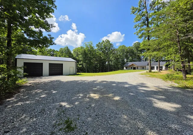 Photo 3 of Single family home for sale at 35 Chickory Ln, Monteagle, TN 37356 | MLS# 1537766 | Listing updated on 2026-06-30