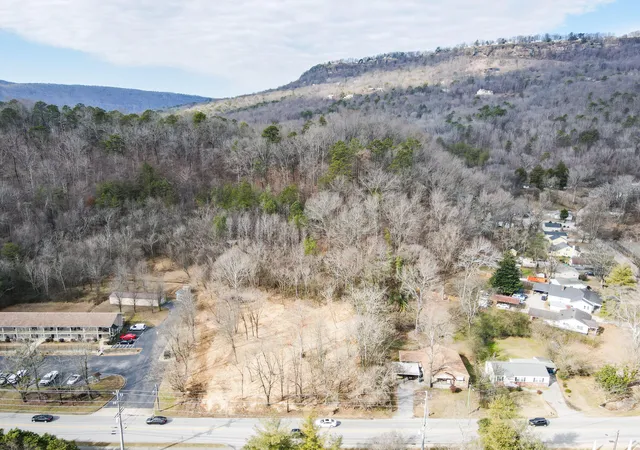 Photo 17 of Land for sale at 925 Mountain Crk Rd, Chattanooga, TN 37405 | MLS# 1537779 | Listing updated on 2026-06-30