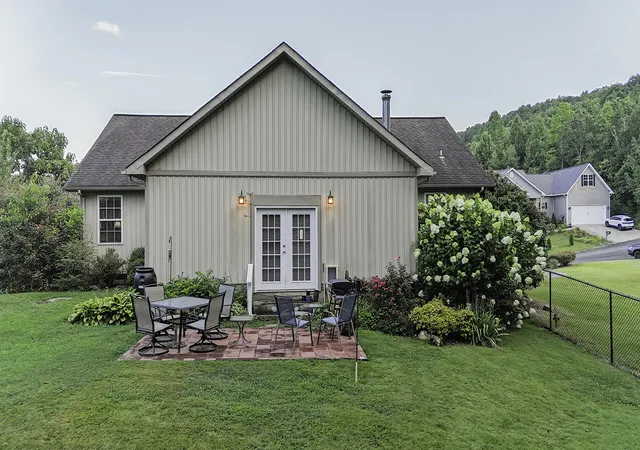 Photo 3 of Sale Pending at 3060 Lamory Ln, Rocky Face, GA 30740 | MLS# 1537823 | Listing updated on 2026-09-02