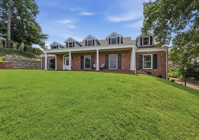 1st image of 174 N Crest Rd, Chattanooga, TN 37404 | MLS# 1538251