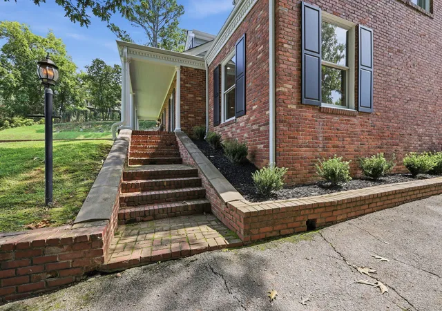 4th image of 174 N Crest Rd, Chattanooga, TN 37404 | MLS# 1538251
