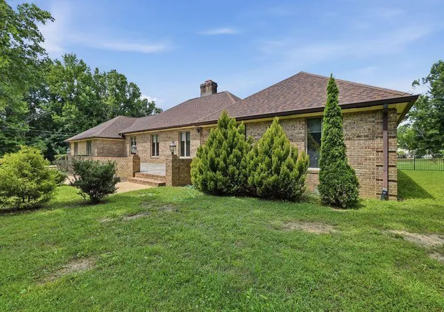 Homes for sale in Soddy Daisy, TN | 9031 Brow Lake Rd, Soddy Daisy, TN 37379 | MLS# 1538033