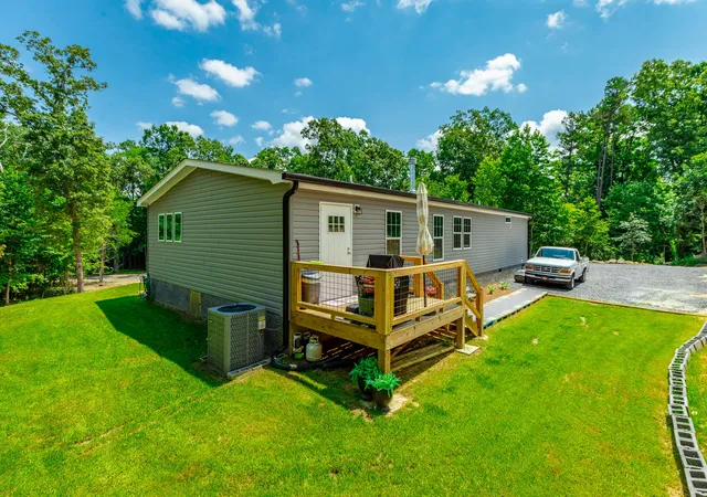 Homes for sale in Rocky Face, GA | 324 Joe Roberson Rd, Rocky Face, GA 30740 | MLS# 1537874