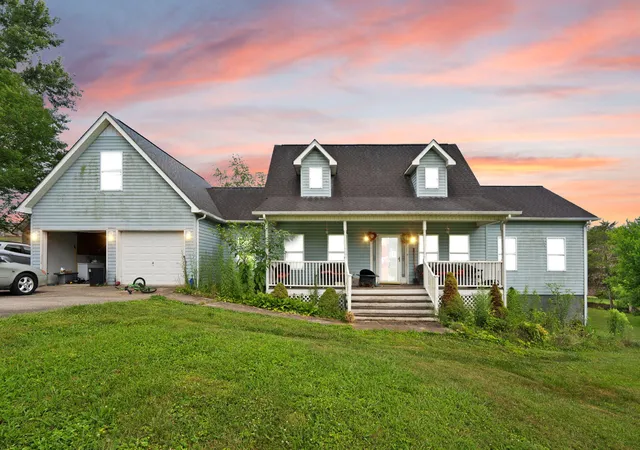 Homes for sale in Jacksboro, TN | 314 Springfield Ln, Jacksboro, TN 37757 | MLS# 1537834