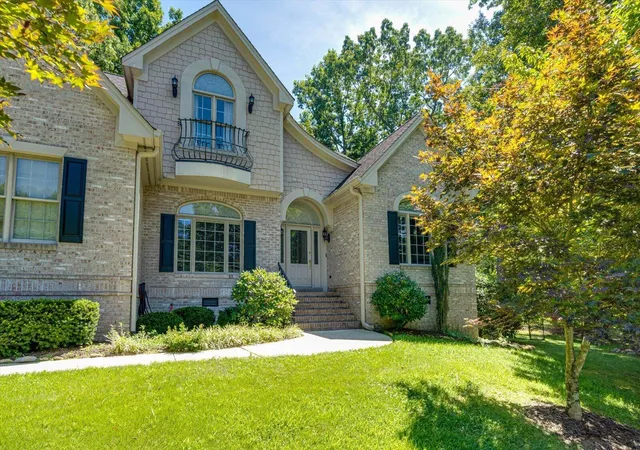 Photo 3 of Sale Pending at 2910 Blue Teal Ln, Signal Mountain, TN 37377 | MLS# 1539997 | Listing updated on 2026-09-07