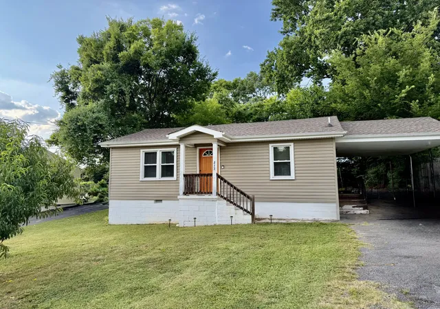 Homes for sale in Rossville, GA | 212 Dale St, Rossville, GA 30741 | MLS# 1537933