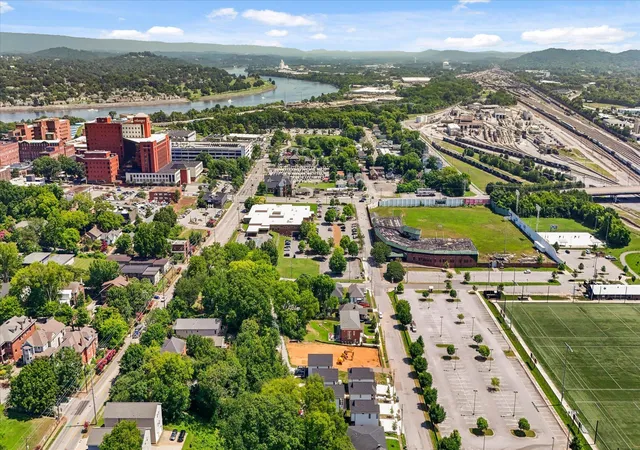 Photo 57 of Sale Pending at 527 O Neal St #A, Chattanooga, TN 37403 | MLS# 1537907 | Listing updated on 2026-08-04