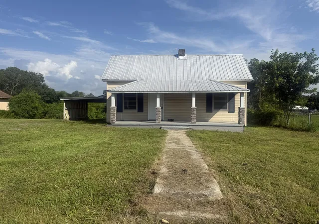 Homes for sale in Bridgeport, AL | 617 Ehrich Ave, Bridgeport, AL 35740 | MLS# 1537948