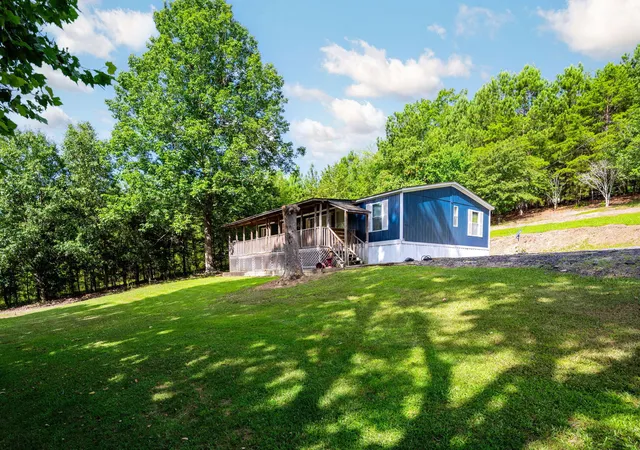 Homes for sale in Rocky Face, GA | 2906 Davis Rd, Rocky Face, GA 30740 | MLS# 1537912