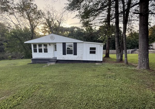 Homes for sale in Bridgeport, AL | 901 Jacobs Ave, Bridgeport, AL 35740 | MLS# 1537943