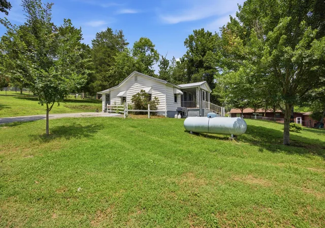 2nd image of 6410 Vulcan Ln, Chattanooga, TN 37416 | MLS# 1538367