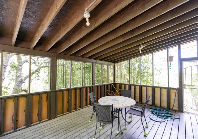 Photo 3 of Single family home for sale at 1109 Spears Ave, Chattanooga, TN 37405 | MLS# 1538371 | Listing updated on 2026-07-30