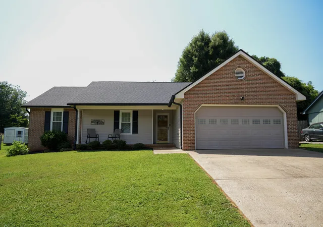 Homes for sale in Chattanooga, TN | 2613 Standifer Chase Dr, Chattanooga, TN 37421 | MLS# 1538107
