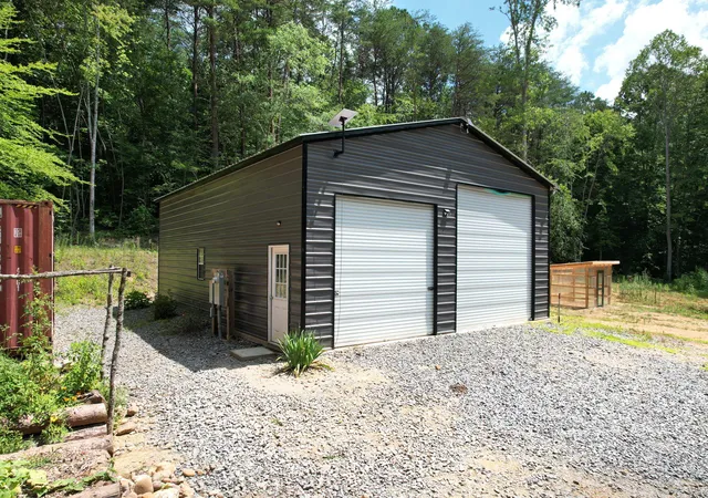 5th image of 686 Welcome Valley Rd, Benton, TN 37307 | MLS# 1538036