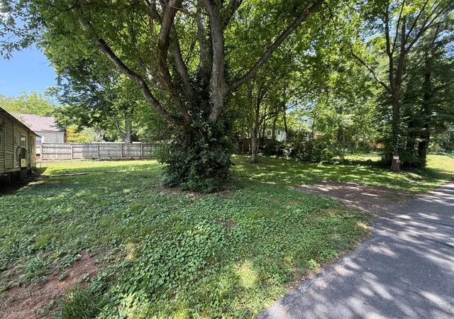Homes for sale in Athens, TN | 201 Rosedale St, Athens, TN 37303 | MLS# 1538085