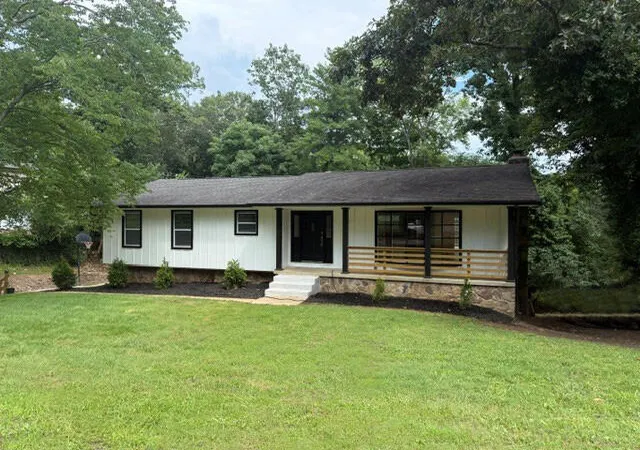 Homes for sale in Hixson, TN | 1922 Preswood Dr, Hixson, TN 37343 | MLS# 1538074