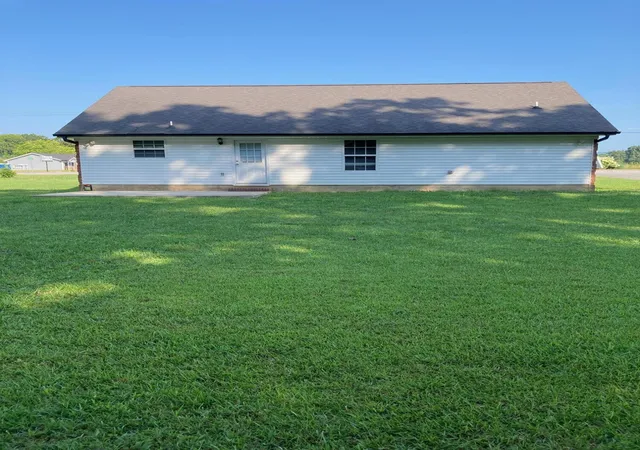 Photo 2 of Single family home for sale at 8392 Hixson Pike, Hixson, TN 37343 | MLS# 1538155 | Listing updated on 2026-10-06