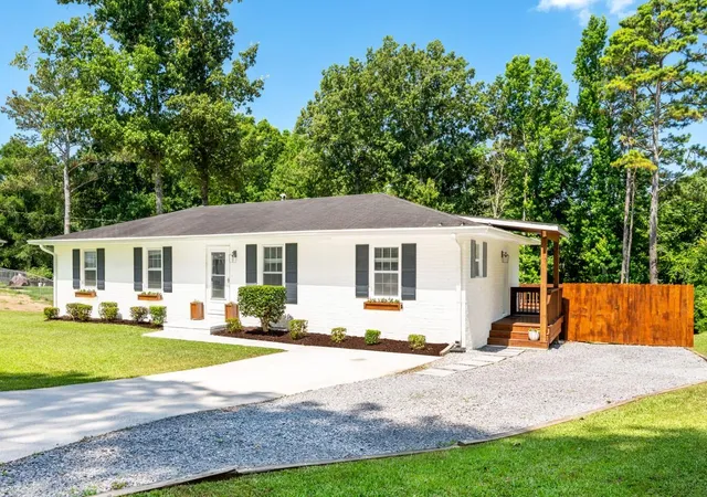 Homes for sale in Summerville, GA | 69 Willow St, Summerville, GA 30747 | MLS# 1538128