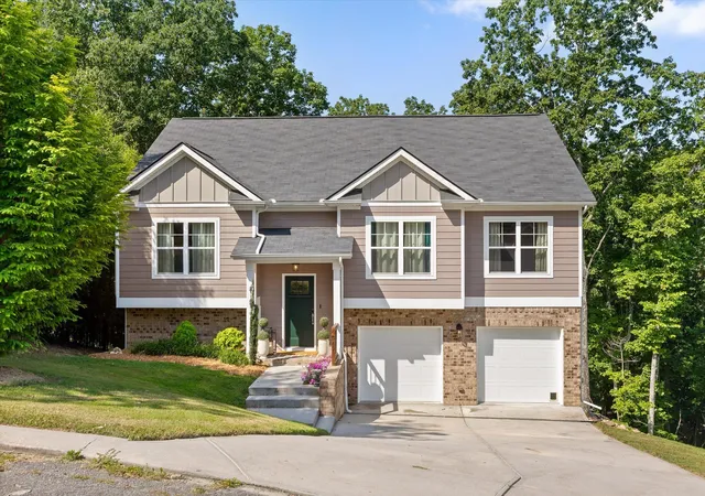 Photo 1 of Sale Pending at 6362 Chandler Hl Rd, Ooltewah, TN 37363 | MLS# 1538285 | Listing updated on 2026-07-27