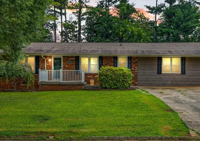 1st image of 1222 Miami St, Athens, TN 37303 | MLS# 1538151