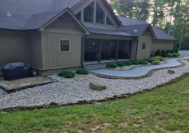 Homes for sale in Signal Mountain, TN | 354 Mountain Farms Rd, Signal Mountain, TN 37377 | MLS# 1538164
