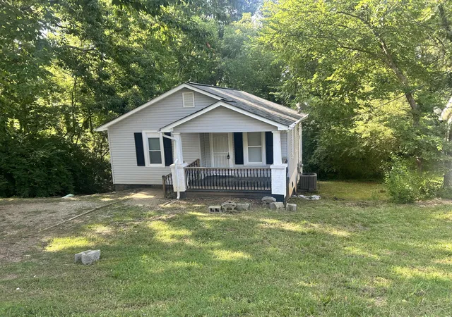 Photo 1 of Single family home for sale at 4802 Oakland Ave, Chattanooga, TN 37410 | MLS# 1538187 | Listing updated on 2026-08-21