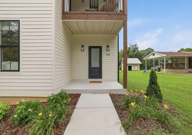 Photo 3 of Single family home for sale at 160 Dower Rd, Chattanooga, TN 37419 | MLS# 1538212 | Listing updated on 2026-07-24